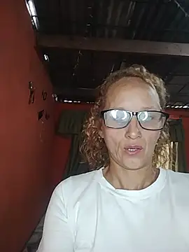 Amanda Lux online show from May 20, 2026, 8:15 pm