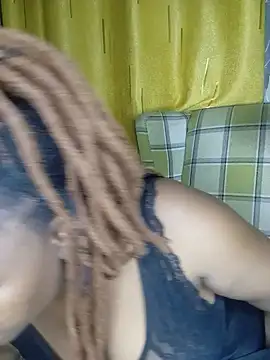 Snapshot of Stara3 chatting on June 7, 2026, 9:51 pm Stara3 online show from June 7, 2026, 9:51 pm