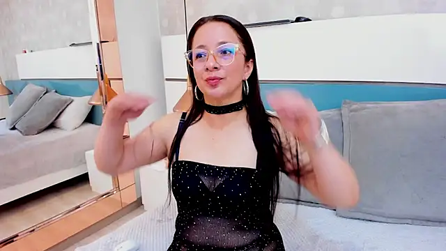 Snapshot of VictoriaRousse__ chatting on May 21, 2026, 12:34 pm VictoriaRousse online show from May 21, 2026, 12:34 pm