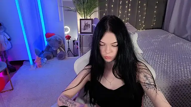 Vivi Vivian online show from May 15, 2026, 10:17 pm