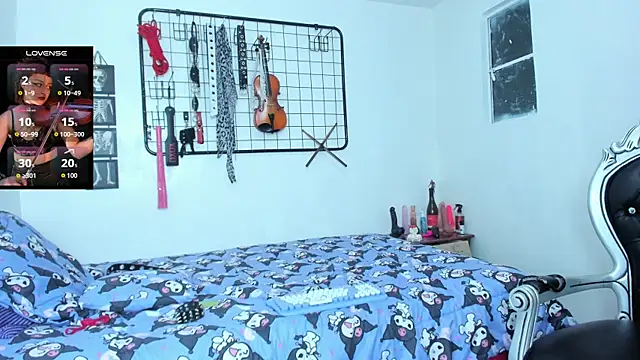 Snapshot of baby_punk_ chatting on June 3, 2026, 1:19 am baby punk online show from June 3, 2026, 1:19 am