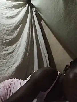 Snapshot of Best-Horns2 chatting on June 8, 2026, 2:23 am Best-Horns2 online show from June 8, 2026, 2:23 am