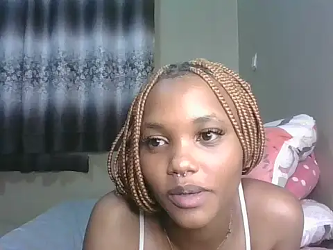 Snapshot of PrettyT5 chatting on June 12, 2026, 9:46 pm PrettyT5 online show from June 12, 2026, 9:46 pm