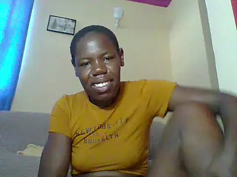 Snapshot of Blacksexyqueen24 chatting on May 19, 2026, 5:47 am Blacksexyqueen24 online show from May 19, 2026, 5:47 am