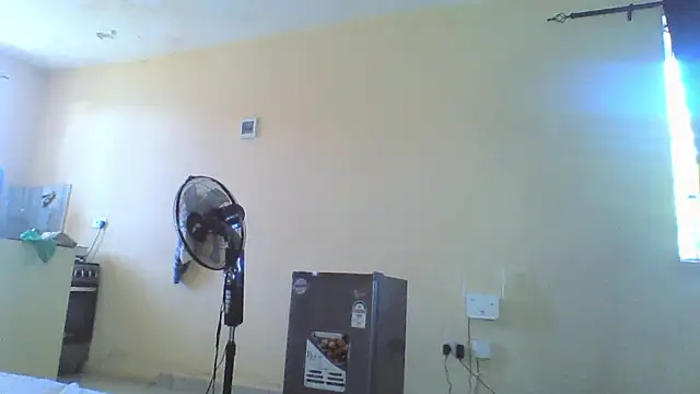 sexybaddie1 online show from May 22, 2026, 12:33 pm