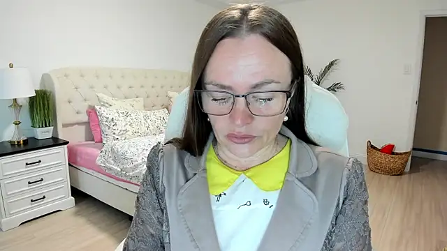 Vika73 online show from September 25, 2025, 12:09 pm