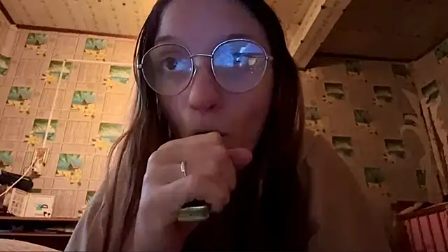 Snapshot of SparkleJebb chatting on July 9, 2026, 5:39 pm SparkleJebb online show from July 9, 2026, 5:39 pm