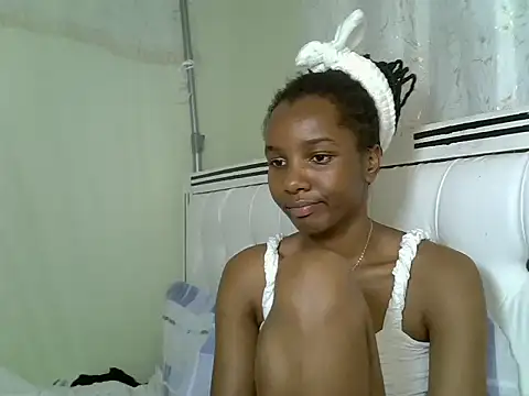 Snapshot of Sexy_vylsa chatting on July 16, 2026, 6:25 pm Sexy vylsa online show from July 16, 2026, 6:25 pm
