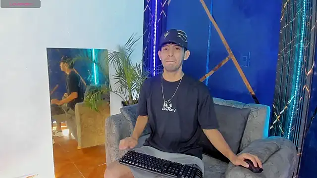 Snapshot of sexy_hairy1 chatting on July 8, 2026, 11:26 am sexy hairy1 online show from July 8, 2026, 11:26 am
