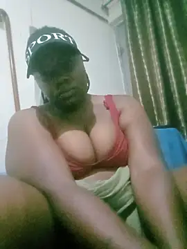 Snapshot of Alexxxy_23 chatting on May 21, 2026, 7:10 pm Alexxxy 23 online show from May 21, 2026, 7:10 pm
