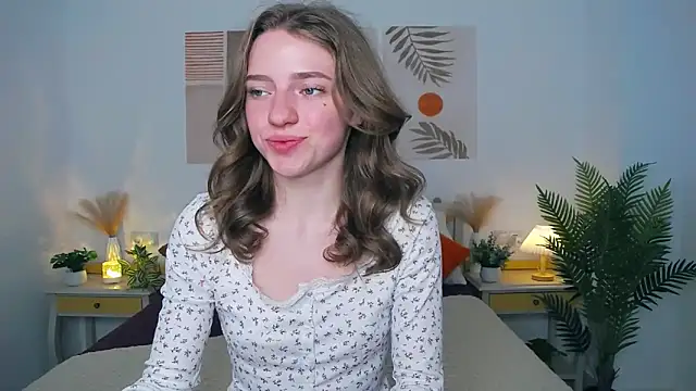 Snapshot of TayloryStar chatting on May 25, 2026, 8:20 am TayloryStar online show from May 25, 2026, 8:20 am
