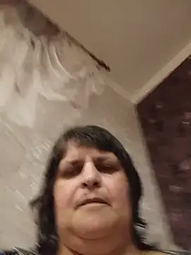 LisichkaOksana online show from May 18, 2026, 6:14 pm
