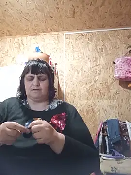 LisichkaOksana online show from May 29, 2026, 8:18 pm