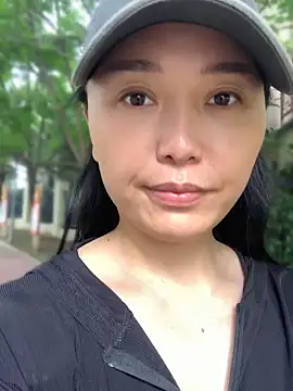 lylxili online show from May 28, 2026, 9:06 am