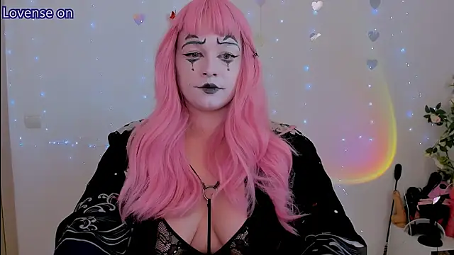 Snapshot of evilla_brill_ chatting on May 25, 2026, 10:10 am evilla brill online show from May 25, 2026, 10:10 am