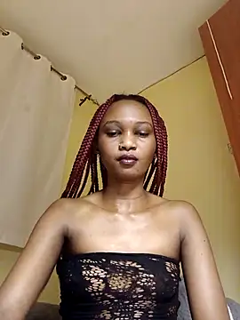 Snapshot of Sugarpie_ chatting on June 12, 2026, 2:21 am Sugarpie online show from June 12, 2026, 2:21 am