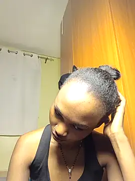 Snapshot of Sugarpie_ chatting on July 18, 2026, 2:38 am Sugarpie online show from July 18, 2026, 2:38 am