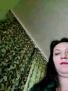 Snapshot of MiaRox chatting on June 4, 2026, 2:12 pm MiaRox online show from June 4, 2026, 2:12 pm
