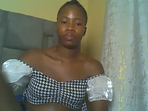 Snapshot of Cuteebony16 chatting on May 19, 2026, 3:18 pm Cuteebony16 online show from May 19, 2026, 3:18 pm