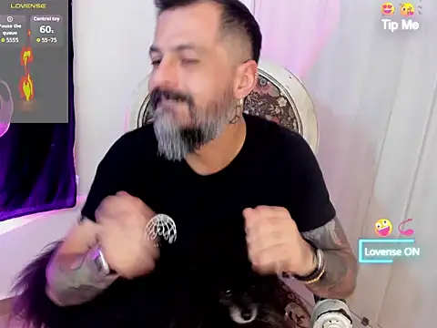 Snapshot of Miguel_angeel_ chatting on July 9, 2026, 4:33 pm Miguel angeel online show from July 9, 2026, 4:33 pm