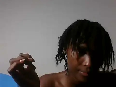Snapshot of Sleek_petite chatting on June 14, 2026, 9:50 pm Sleek petite online show from June 14, 2026, 9:50 pm