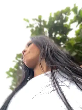 Snapshot of Saraah_bosh chatting on May 31, 2026, 10:55 pm Saraah bosh online show from May 31, 2026, 10:55 pm