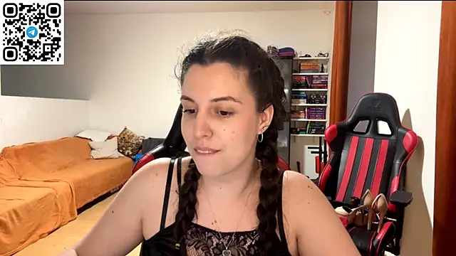 SweetFenomen67 online show from July 12, 2026, 7:05 pm