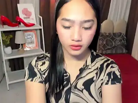 Snapshot of Urasianalodia chatting on July 10, 2026, 5:59 pm Urasianalodia online show from July 10, 2026, 5:59 pm