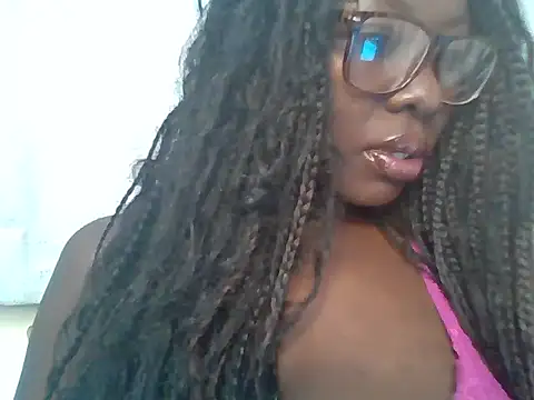 Snapshot of african_pretty_ chatting on May 22, 2026, 6:13 pm african pretty online show from May 22, 2026, 6:13 pm