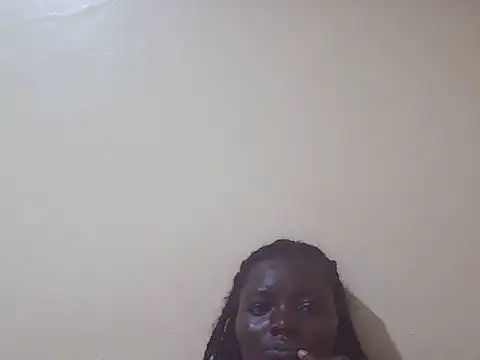 Snapshot of shesprettya chatting on June 11, 2026, 6:28 pm shesprettya online show from June 11, 2026, 6:28 pm