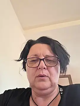 Snapshot of Diana_Diafan chatting on May 22, 2026, 3:17 pm Diana Diafan online show from May 22, 2026, 3:17 pm