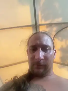 brazybooty92 online show from June 1, 2026, 9:38 pm