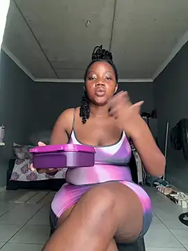 sweetuna24 online show from May 21, 2026, 2:02 pm