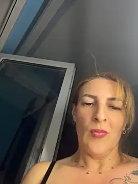Hot-Milf4U online show from May 31, 2026, 6:31 pm