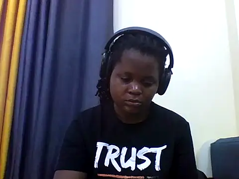 Snapshot of ladar chatting on May 21, 2026, 5:03 am ladar online show from May 21, 2026, 5:03 am