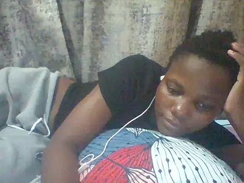 Snapshot of tina_2030 chatting on June 17, 2026, 7:33 am tina 2030 online show from June 17, 2026, 7:33 am