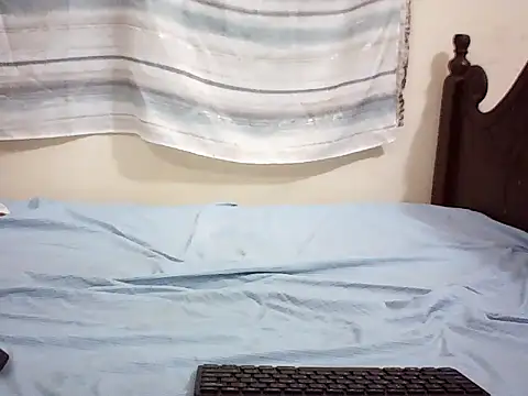 Snapshot of emmyteaz1 chatting on June 24, 2026, 12:48 pm emmyteaz1 online show from June 24, 2026, 12:48 pm