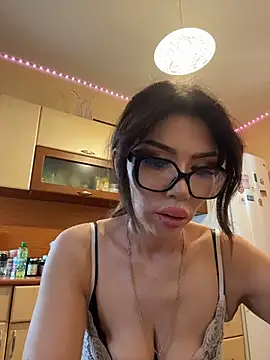 JessicaNichols  online show from July 13, 2026, 4:54 pm