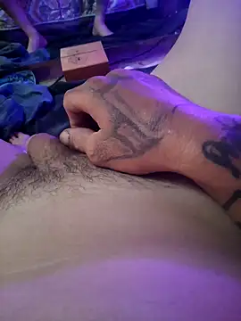 dannyhard69 online show from June 3, 2026, 12:52 pm
