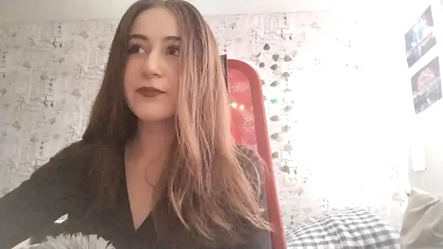 Snapshot of Pollykiss chatting on June 3, 2026, 10:40 am Pollykiss online show from June 3, 2026, 10:40 am