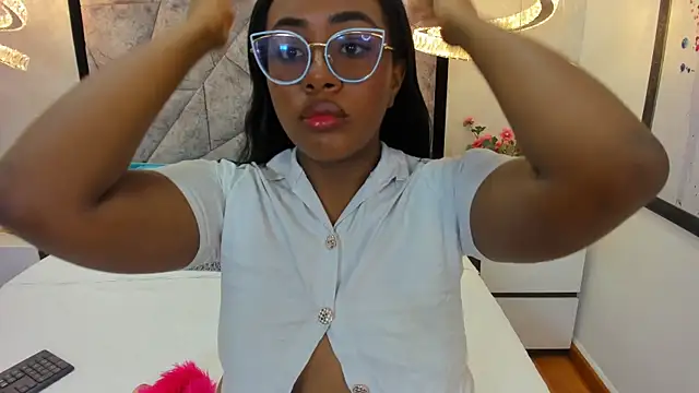 Snapshot of ZoeBrowns chatting on July 10, 2026, 12:41 pm ZoeBrowns online show from July 10, 2026, 12:41 pm