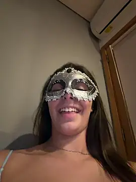 Snapshot of Candy_lyx chatting on July 7, 2026, 10:03 pm Candy lyx online show from July 7, 2026, 10:03 pm