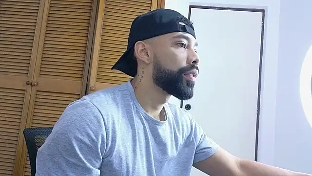 Blade millerr online show from May 28, 2026, 12:24 pm
