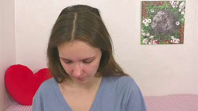 Cuteal1ce online show from June 1, 2026, 3:47 pm