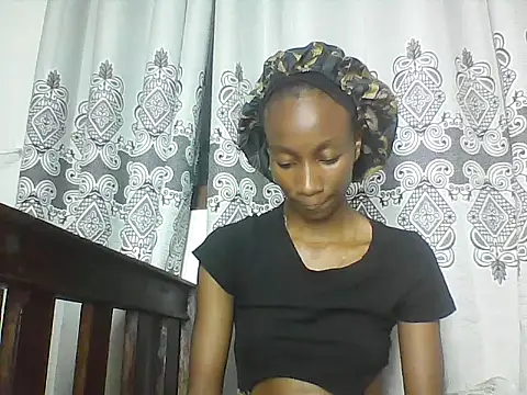 Snapshot of Littlemiss_shey chatting on June 30, 2026, 10:55 pm Littlemiss shey online show from June 30, 2026, 10:55 pm