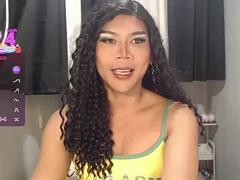 Snapshot of BeatrixGray02 chatting on May 21, 2026, 6:15 pm BeatrixGray02 online show from May 21, 2026, 6:15 pm