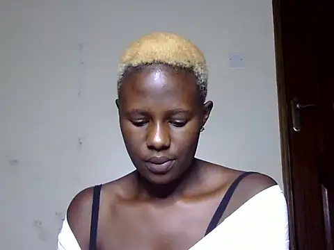Snapshot of hot_desire2 chatting on July 15, 2026, 6:24 pm hot desire2 online show from July 15, 2026, 6:24 pm