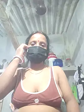 diyadey299 online show from July 4, 2026, 2:23 pm