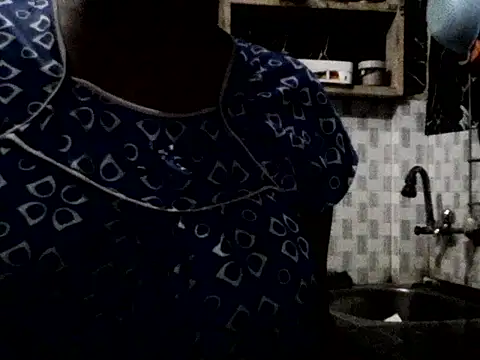 Sassy riya09 online show from July 9, 2026, 6:01 pm