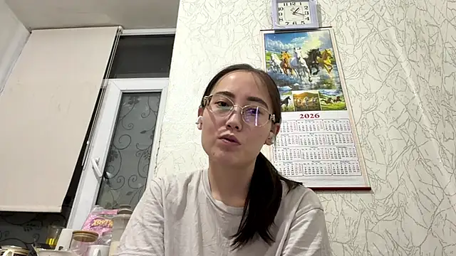 VickieTrudo online show from June 8, 2026, 8:20 pm